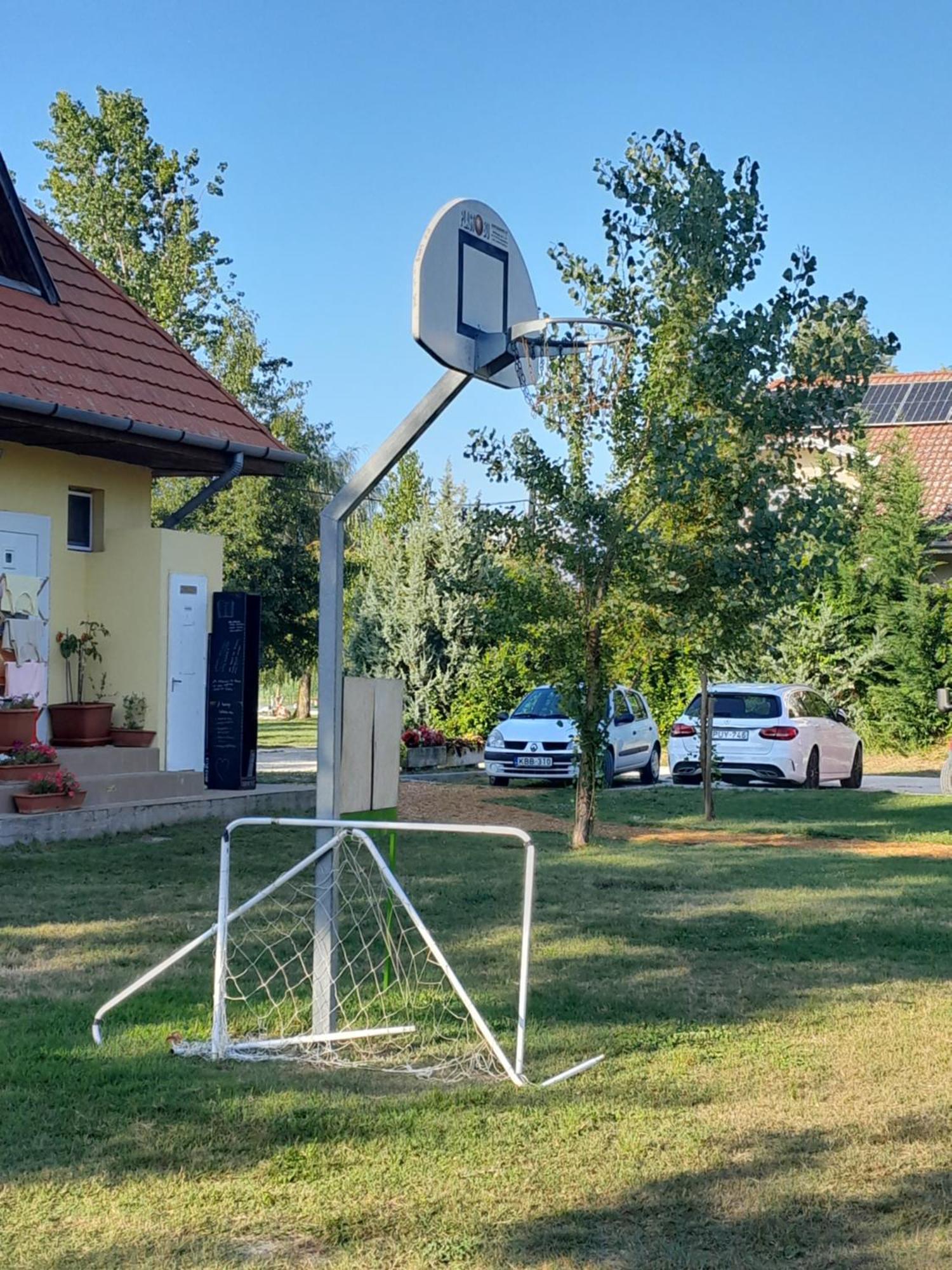 Traumlage Direkt Am See Balatonszárszó Εξωτερικό φωτογραφία